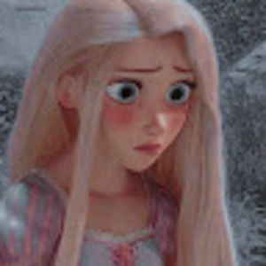 Meet your Posher, Alexia